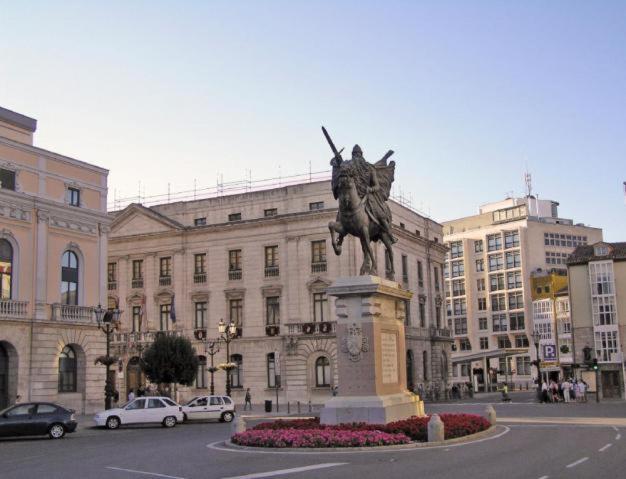 Atuaire Home Plaza De Libertad Junto A El Cid Campeador Burgo エクステリア 写真